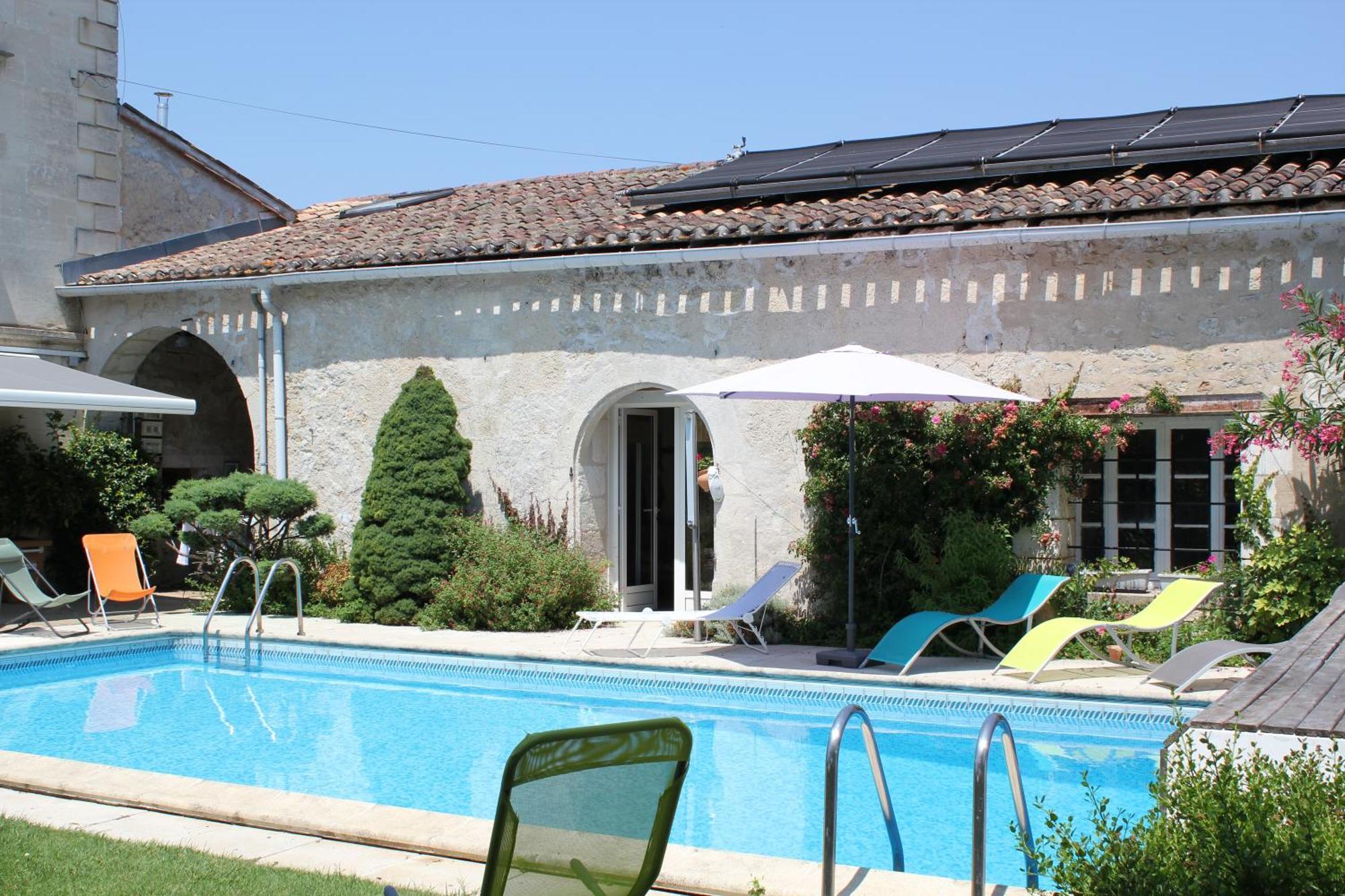 Bed and Breakfast Les Charmes De Vincent - Le Loft Cabernet Fronsac  Exterior foto